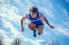 南美世预赛：乌拉圭3-0智利，努涅斯双响