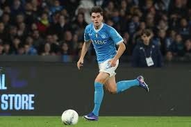 王建民在 2016 年作为皇家队牛棚投手，曾连续 10 局未失分，展现其转型的韧性